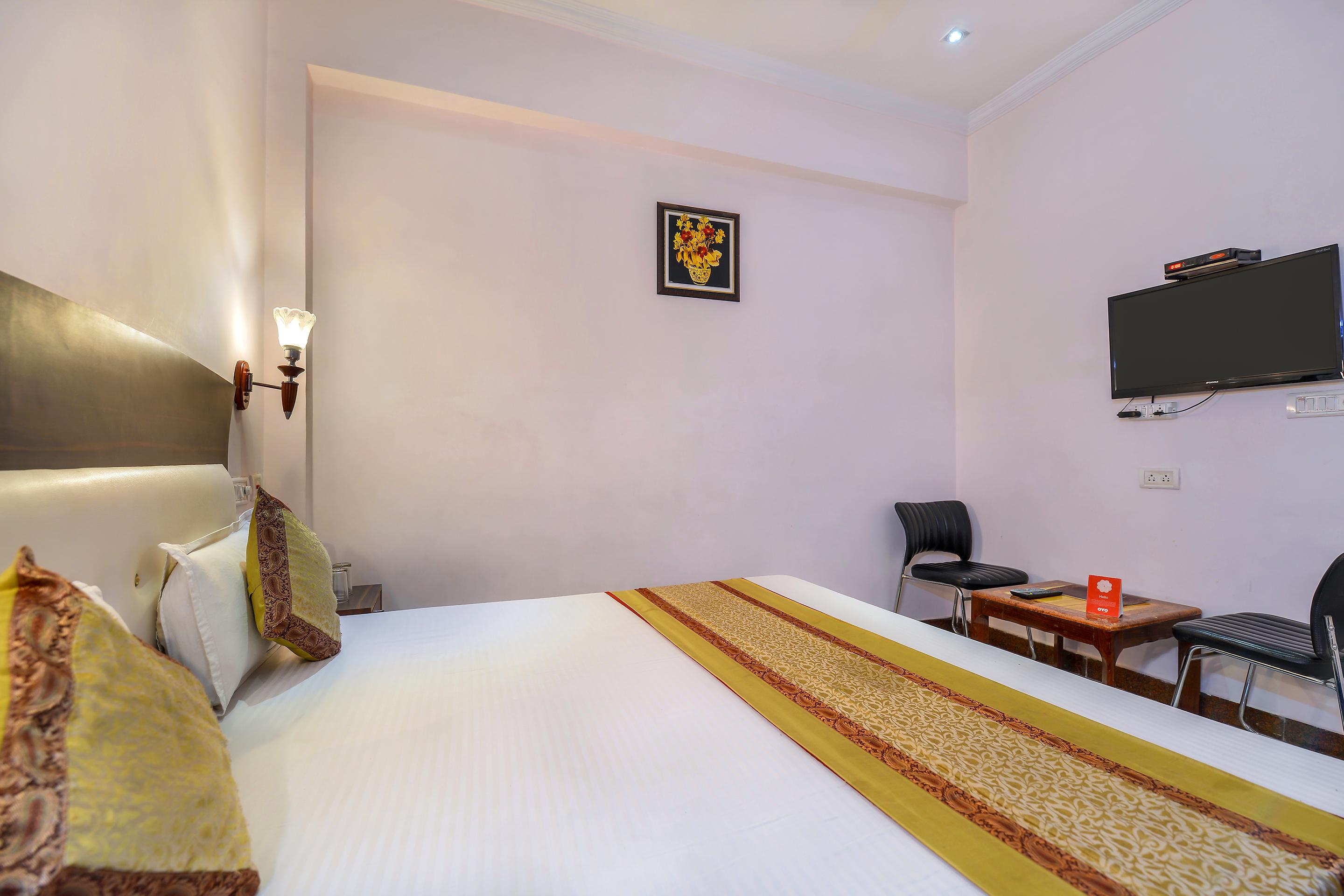 Merit Hotel Agra  Εξωτερικό φωτογραφία