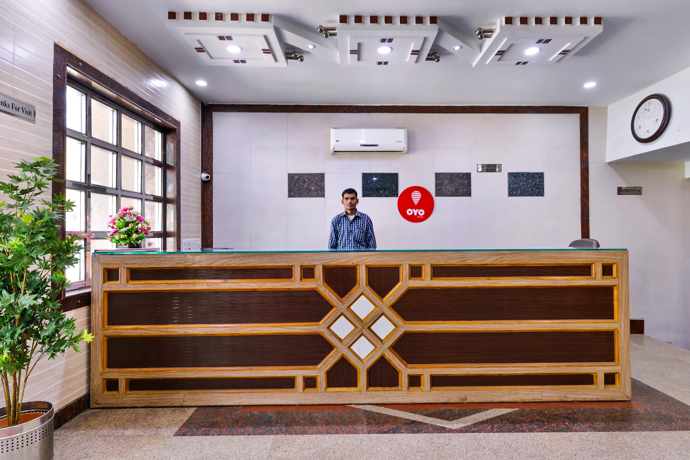 Merit Hotel Agra  Εξωτερικό φωτογραφία