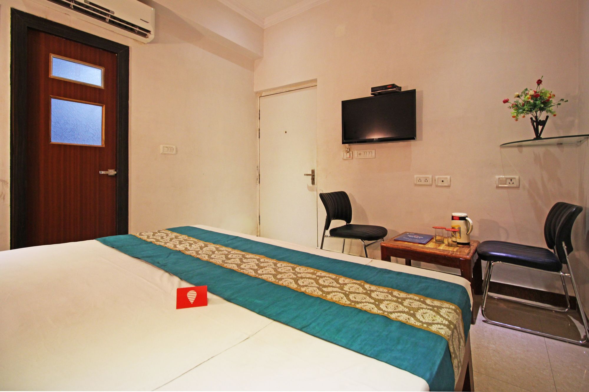 Merit Hotel Agra  Εξωτερικό φωτογραφία