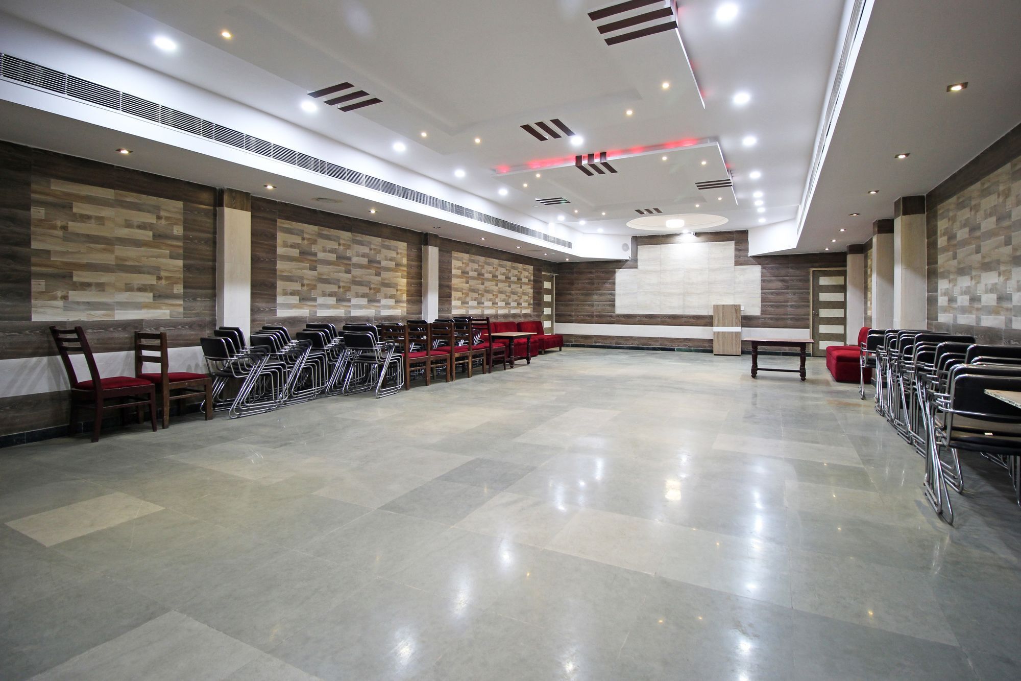 Merit Hotel Agra  Εξωτερικό φωτογραφία
